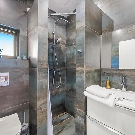 Lovely With Mini Golf Course, Sauna, Wilderness Bath And View Of The Fjord * Vinderup