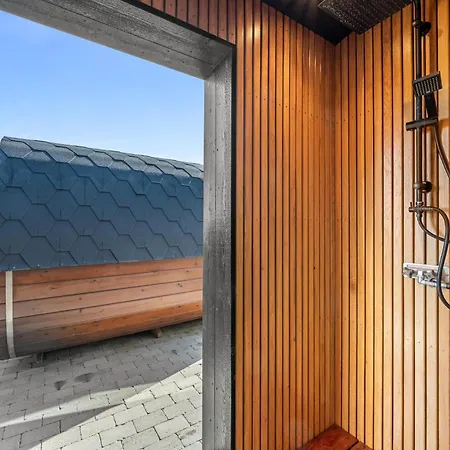 Holiday home Lovely With Mini Golf Course, Sauna, Wilderness Bath And View Of The Fjord